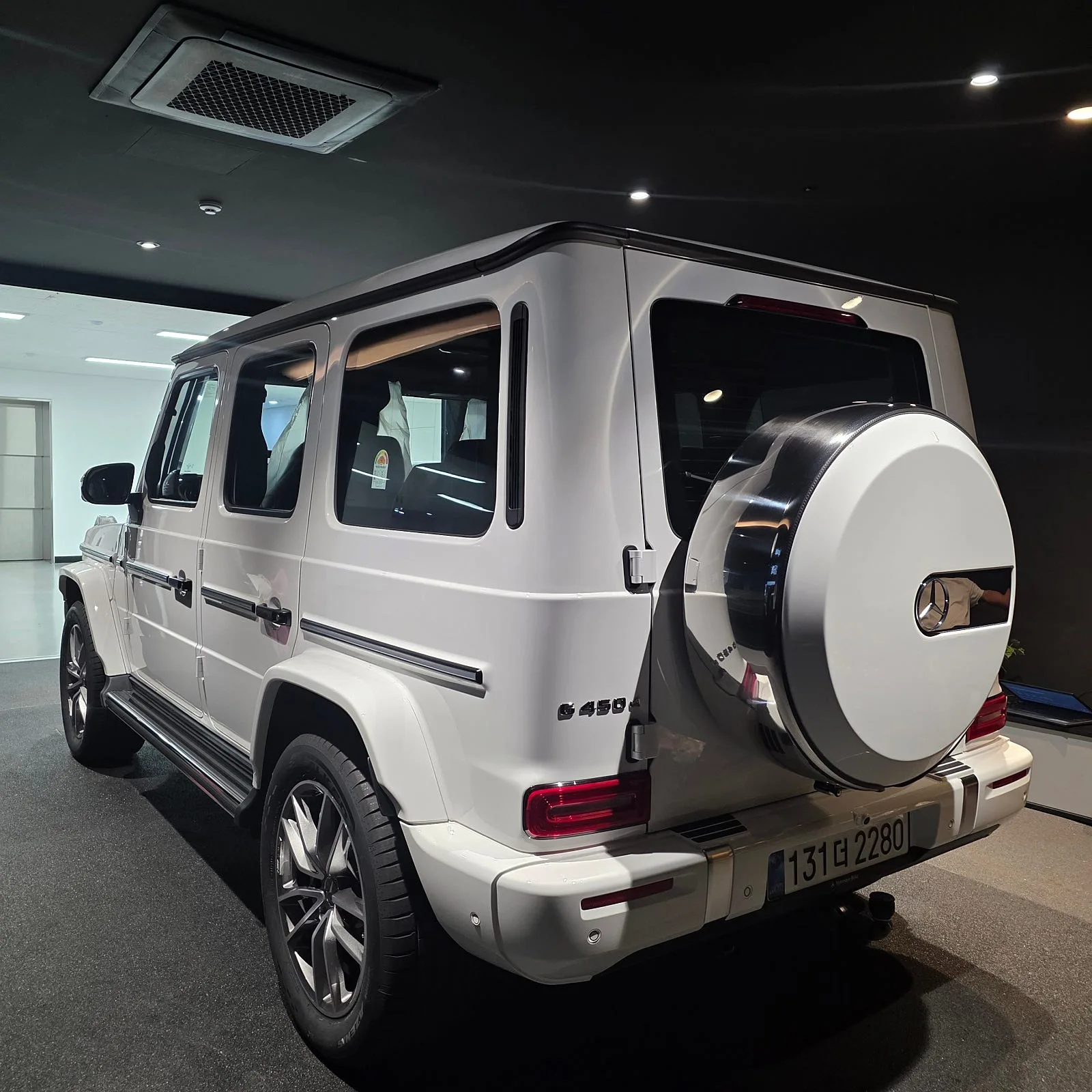 벤츠 메르세데스-벤츠 G450d 2026 흰색 사진 6