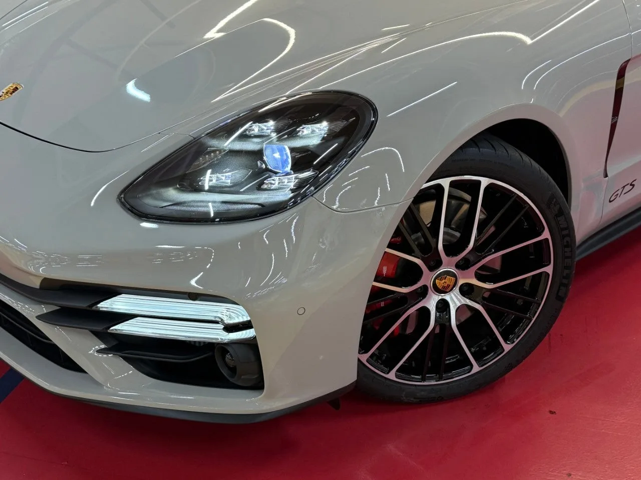 포르쉐 파나메라 GTS 2022 화이트 사진 5