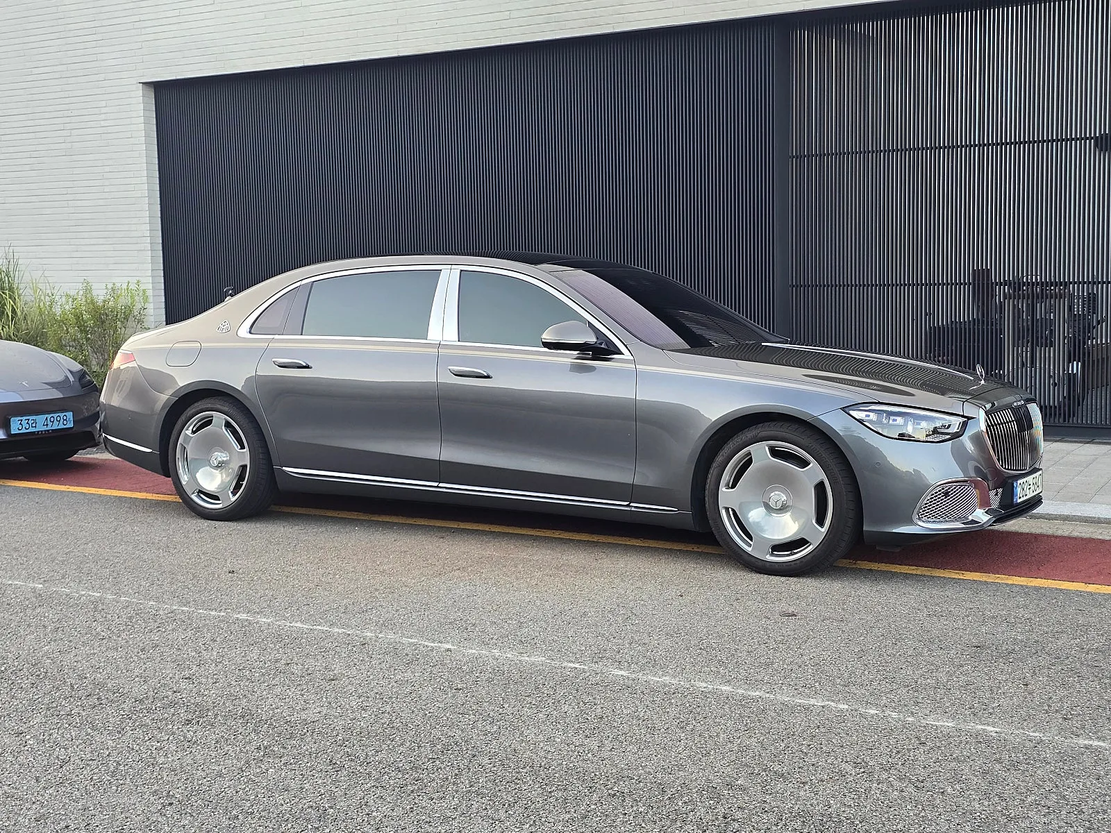 벤츠 S580 마이바흐 2021 그레이 사진 4
