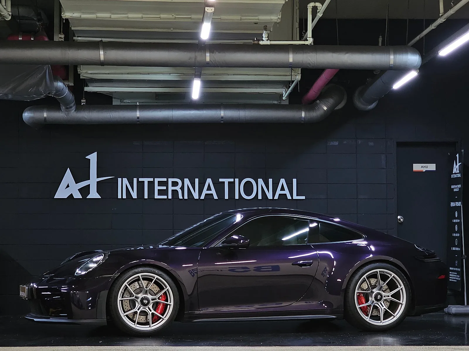 포르쉐 911 GT3 투어링 2026 보라 사진 3