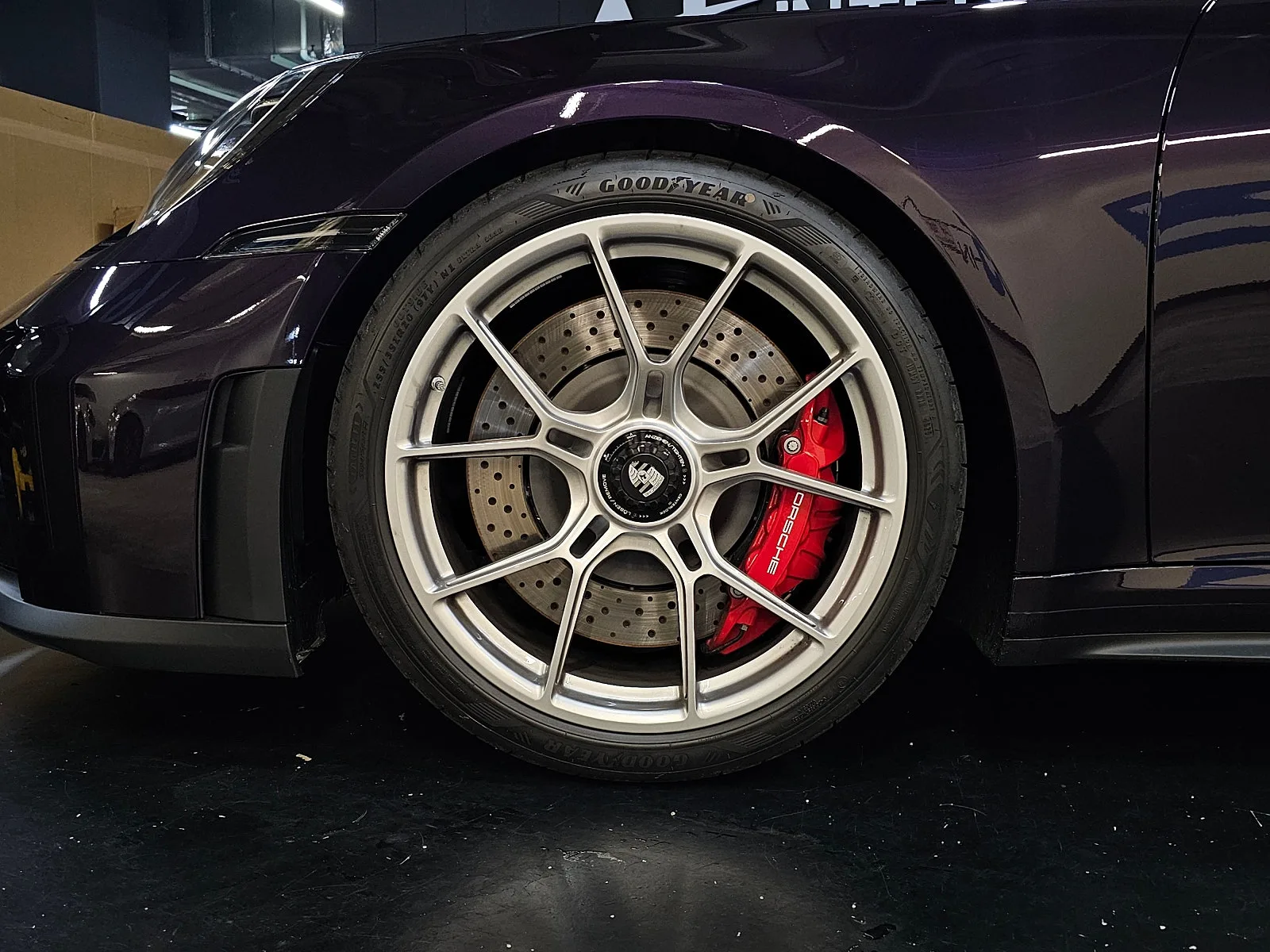포르쉐 911 GT3 투어링 2026 보라 사진 4
