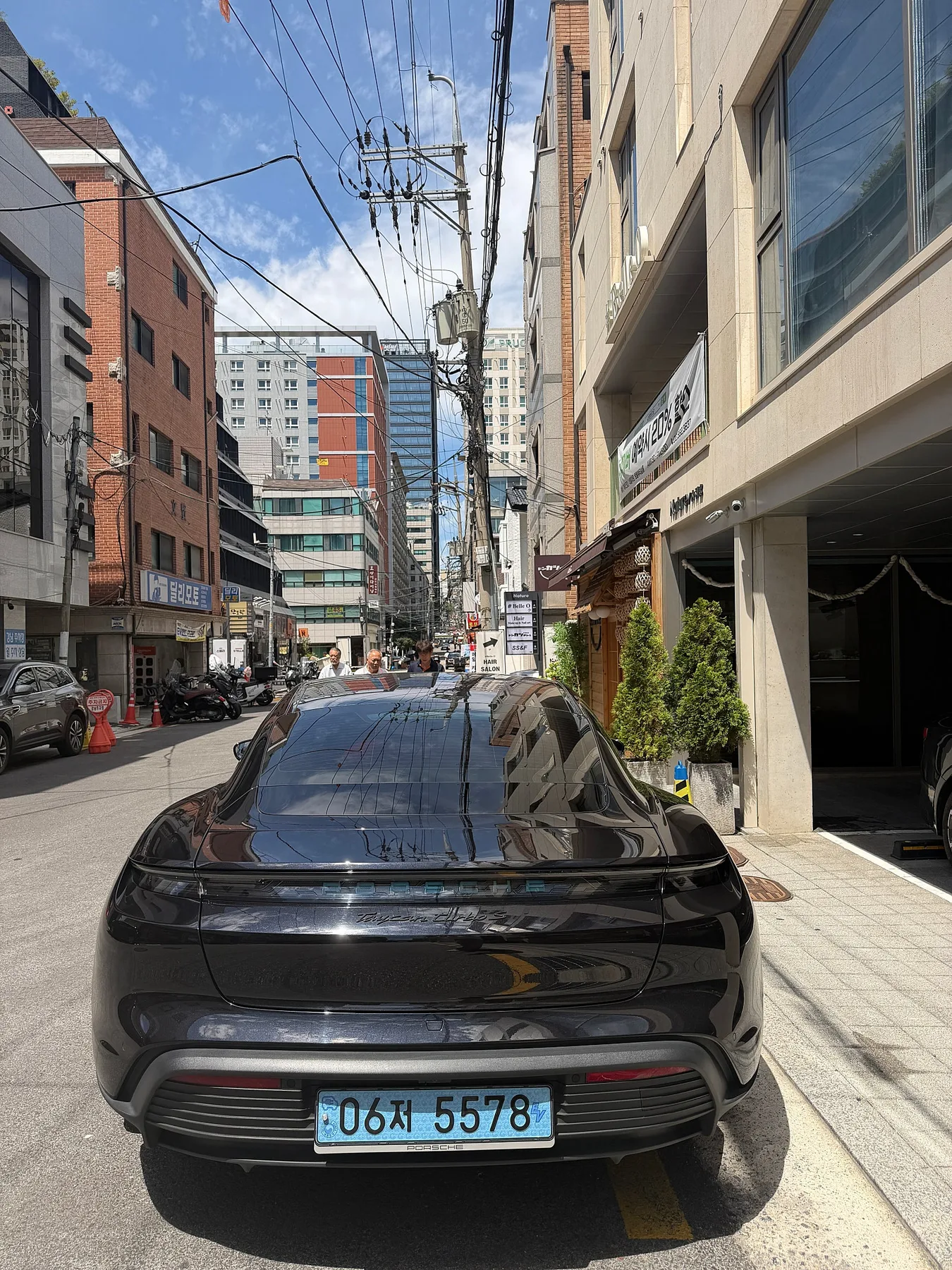 포르쉐 타이칸 베이스 2022 젯블랙 사진 6