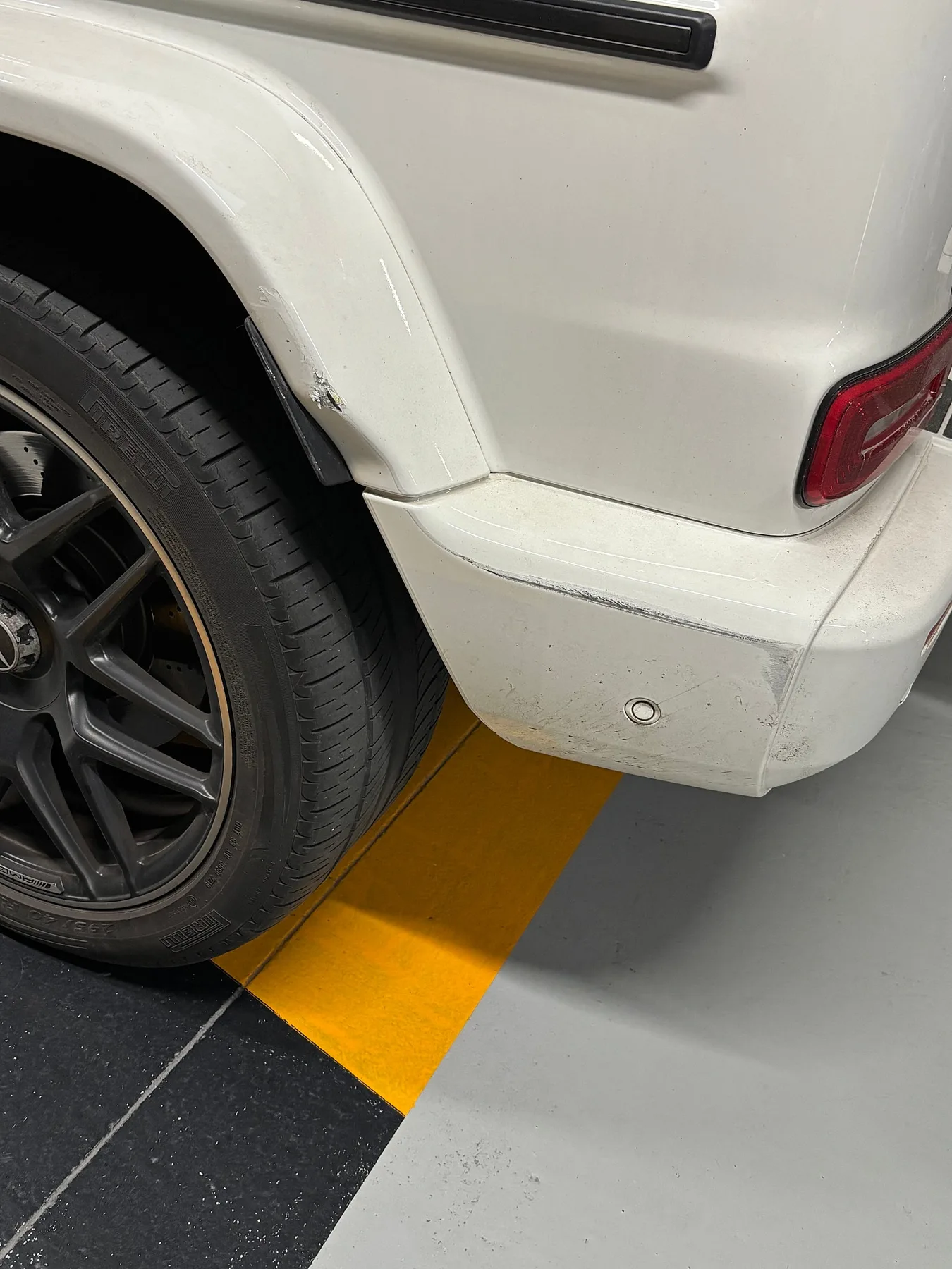벤츠 G63 AMG 2021 화이트 사진 4