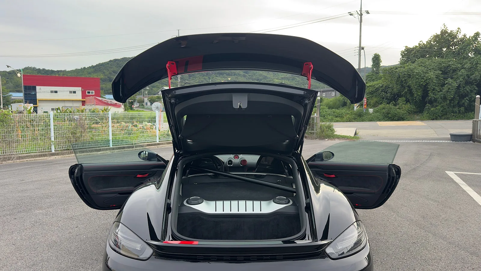 포르쉐 718 GT4 스포츠컵 에디션 2020 블랙 사진 7