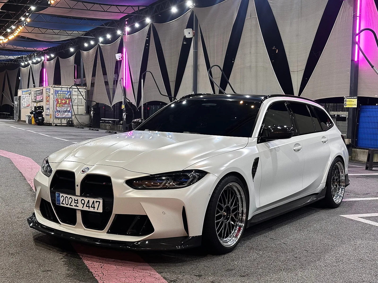 BMW M3 투어링 2023 알파인화이트 사진 1