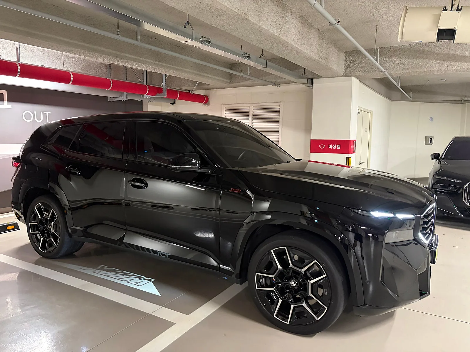 BMW XM 레이블 2025 블랙 사진 4