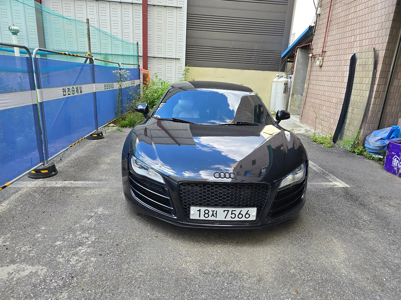 아우디 R8 V10 2011 블랙 사진 1