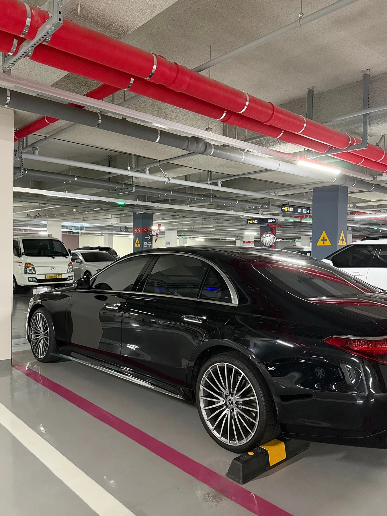 벤츠 S500L 2023 블랙 사진 5