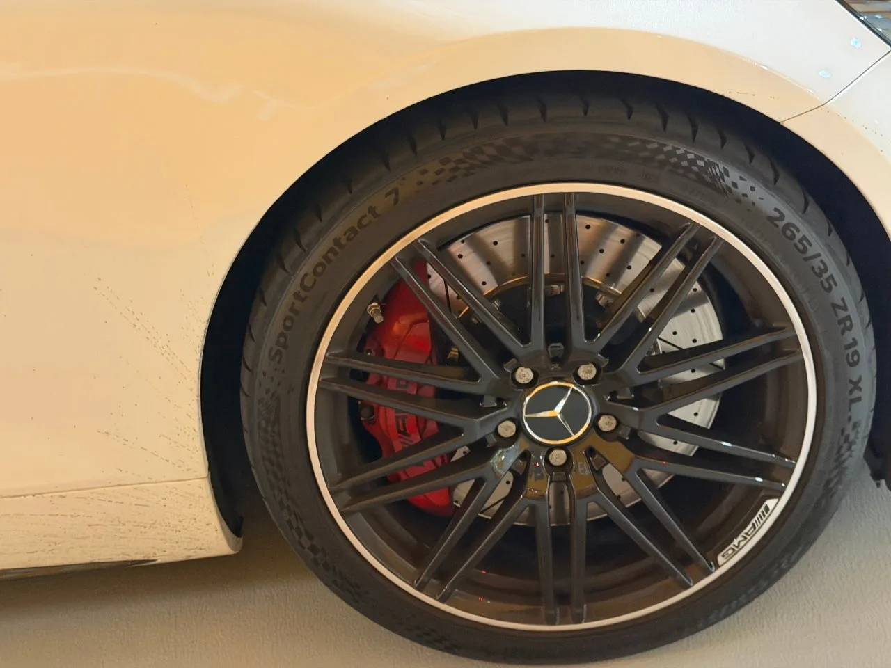 벤츠 AMG GTC 2021 화이트 사진 8