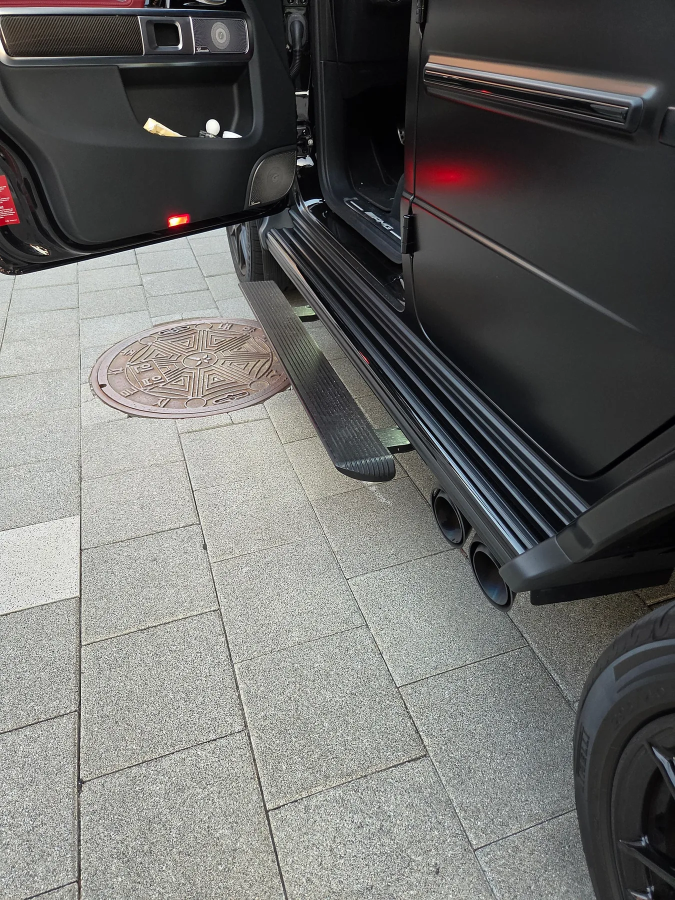 벤츠 G63 AMG 2026 2026 블랙 사진 3