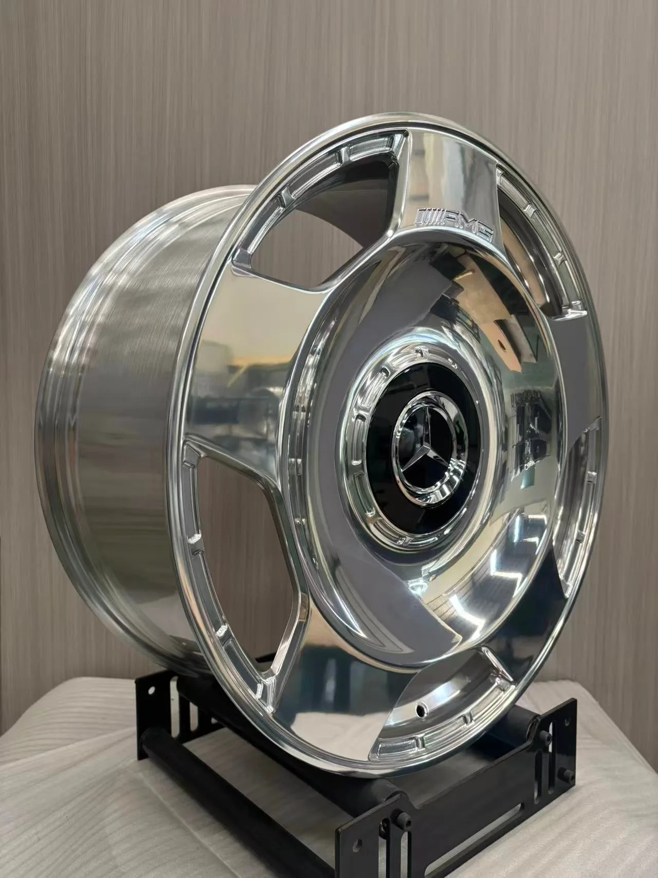 벤츠 지바겐 G450d 2025 네이비 사진 4