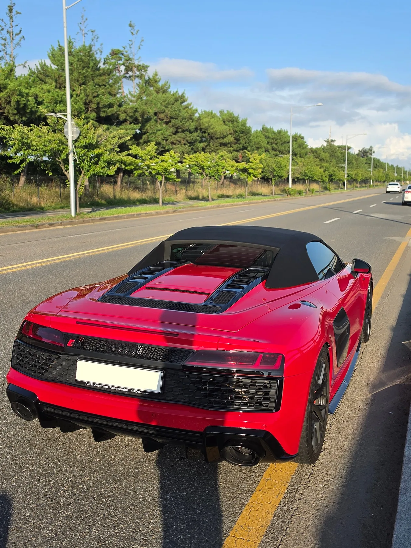아우디 R8 스파이더 2017 레드 사진 8