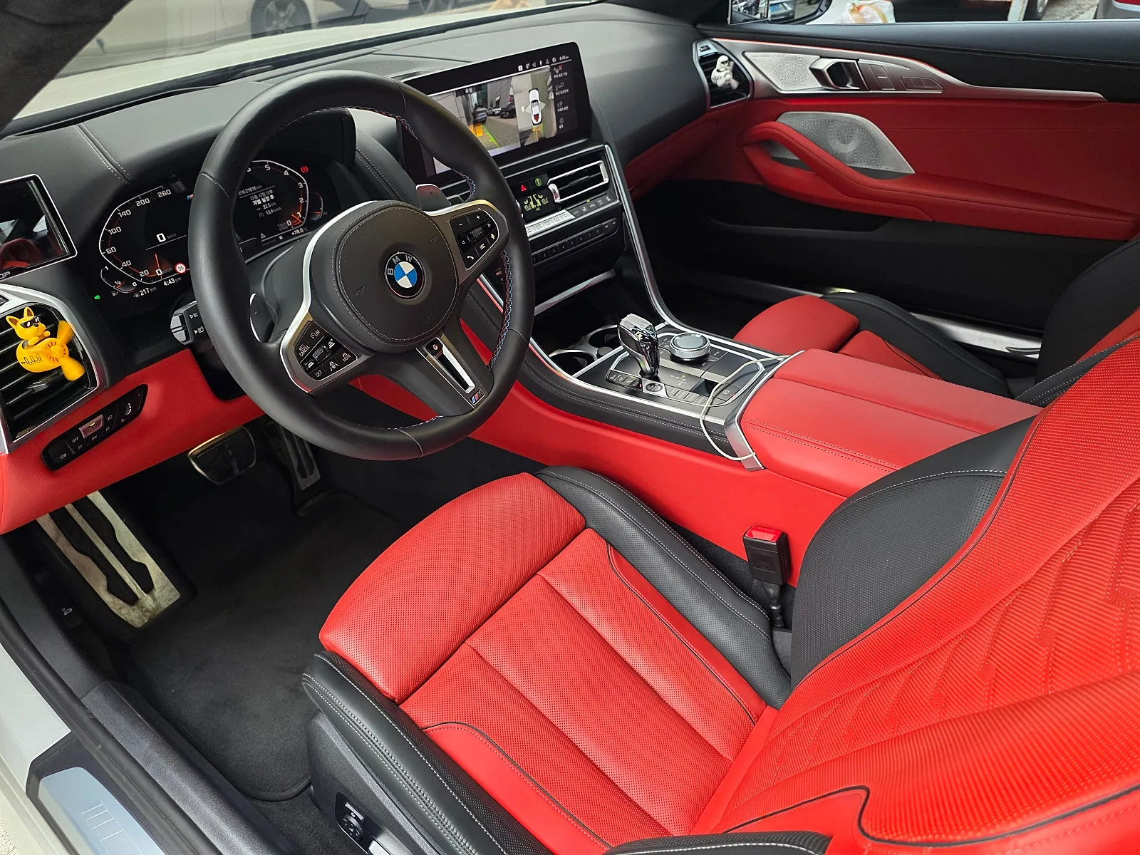BMW M850i 쿠페 2023 화이트 사진 7