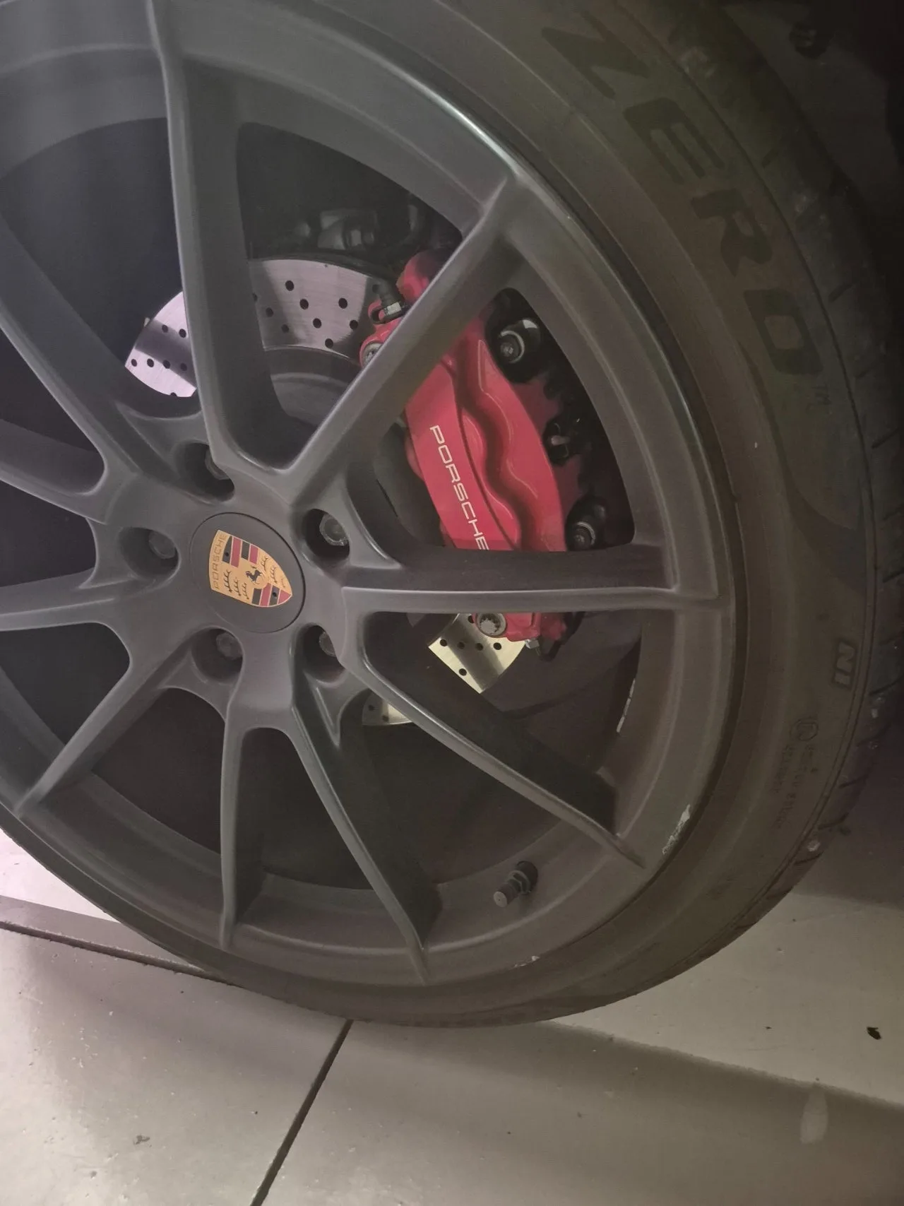 포르쉐 718 박스터 4.0 GTS 2022 카민레드 사진 5