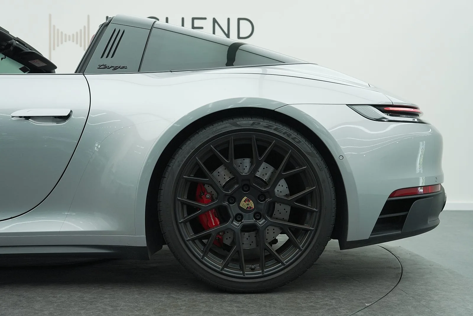 포르쉐 911 타르가 4 GTS 2023 실버 메탈릭 사진 6