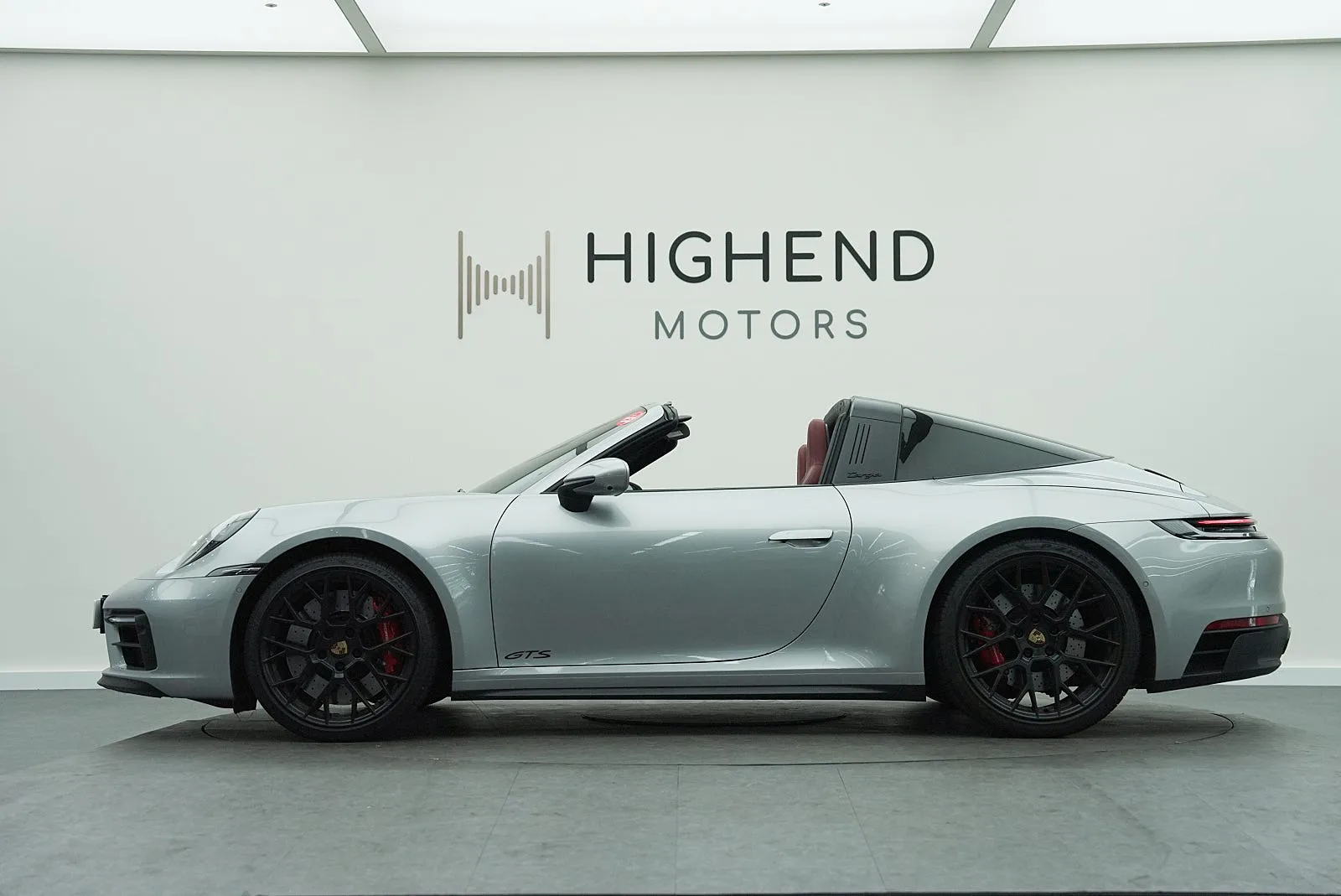 포르쉐 911 타르가 4 GTS 2023 실버 메탈릭 사진 7