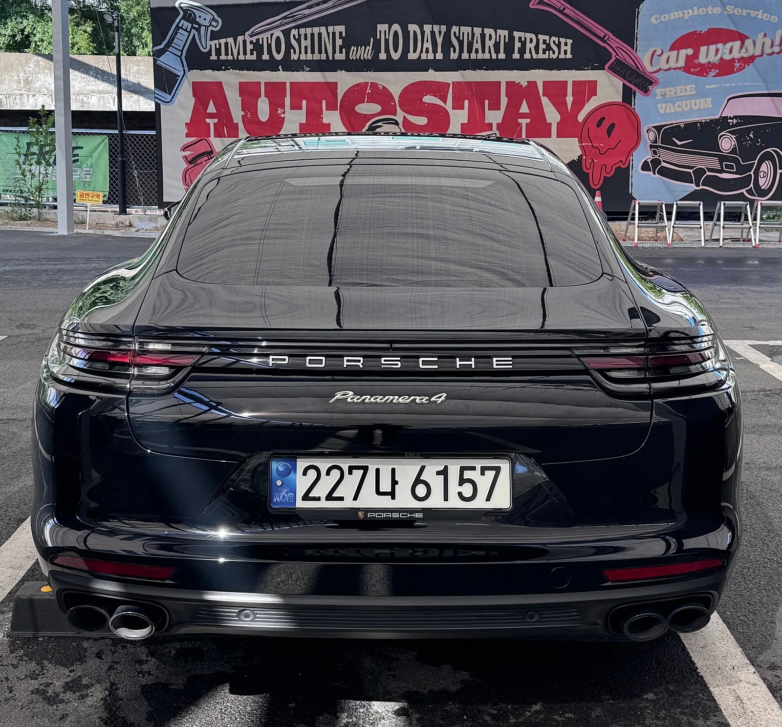 포르쉐 파나메라 E-Hybrid 2019 블랙 사진 3