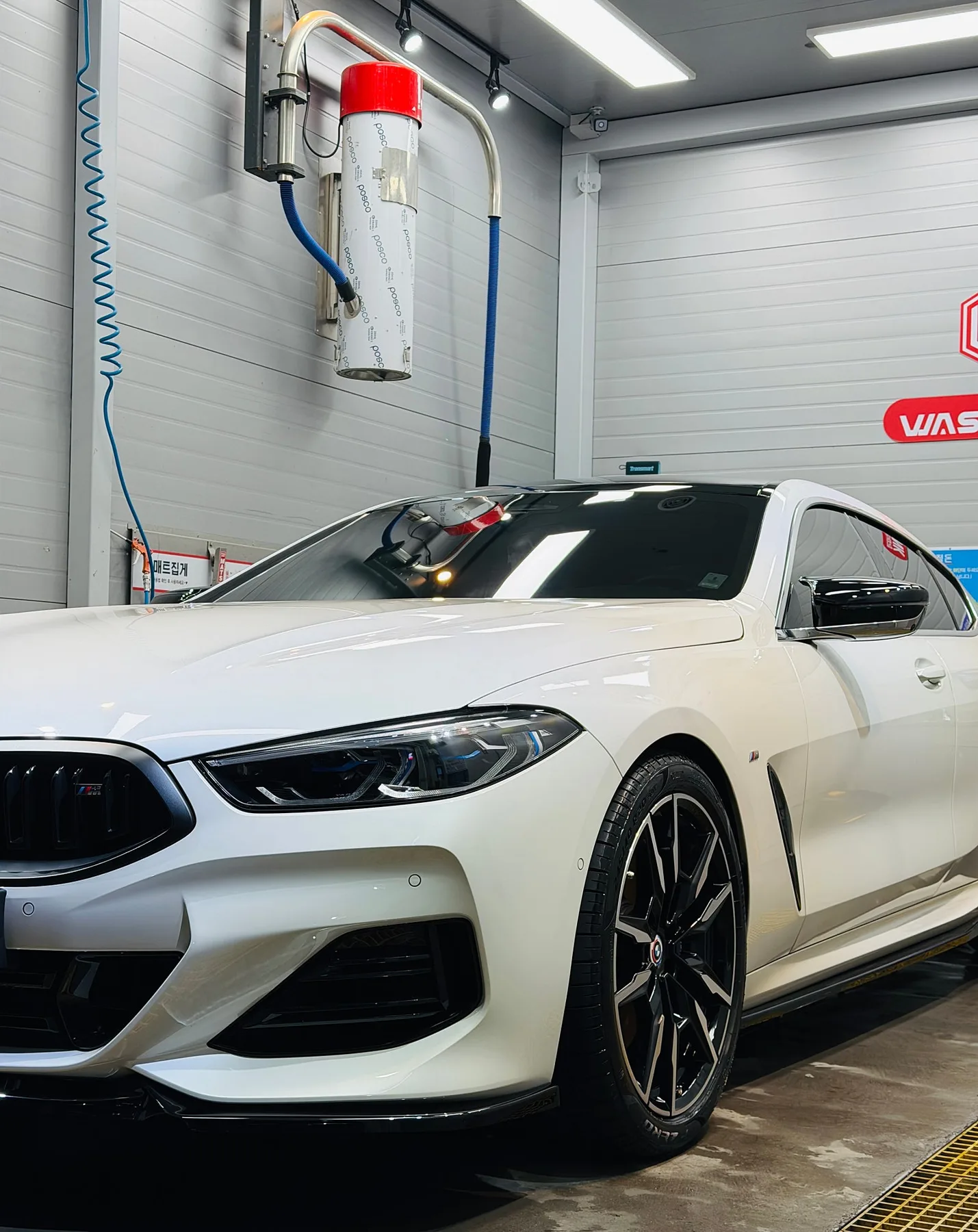 BMW M850i 2023년식 2023 화이트 사진 2