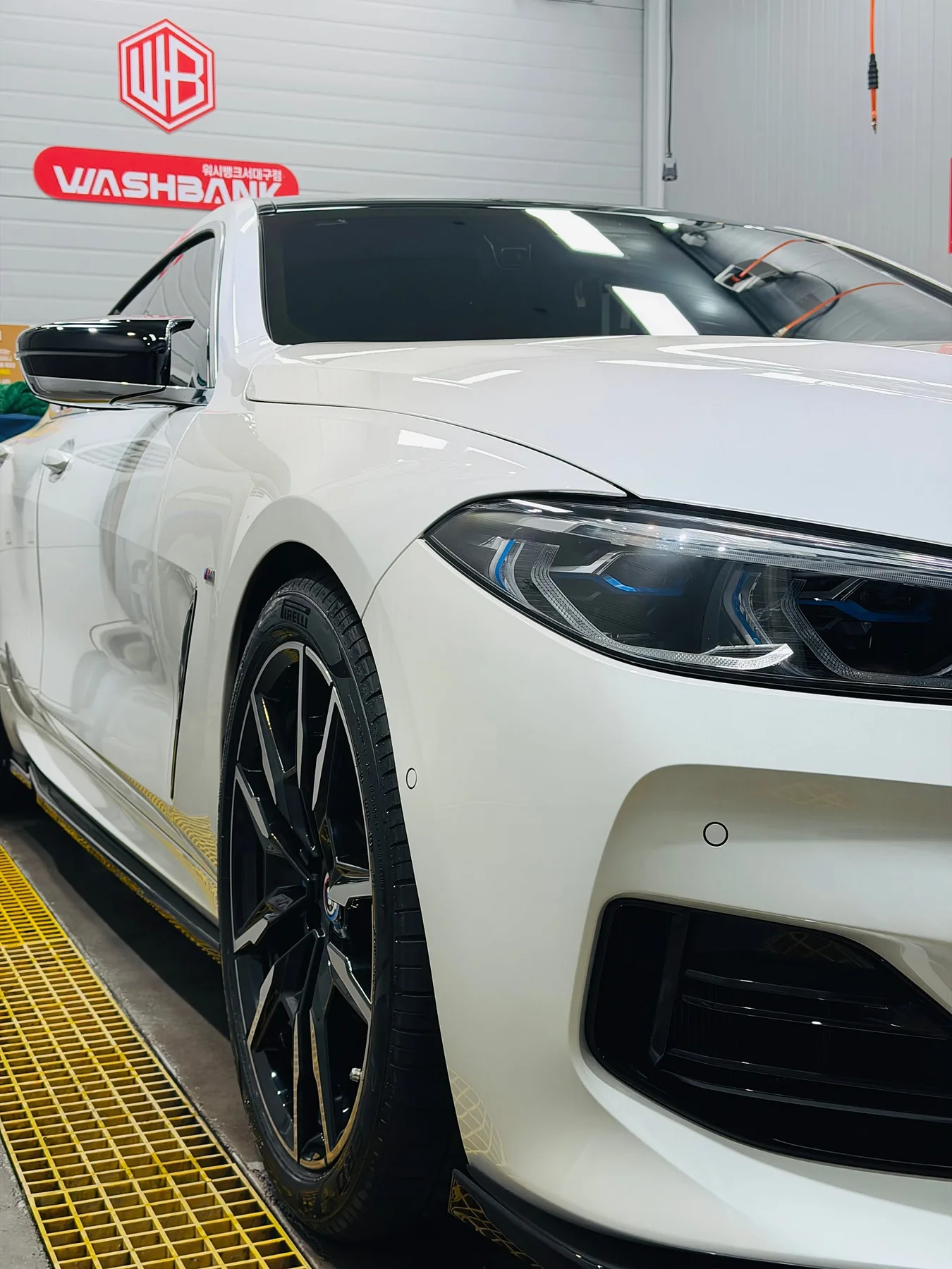 BMW M850i 2023년식 2023 화이트 사진 3