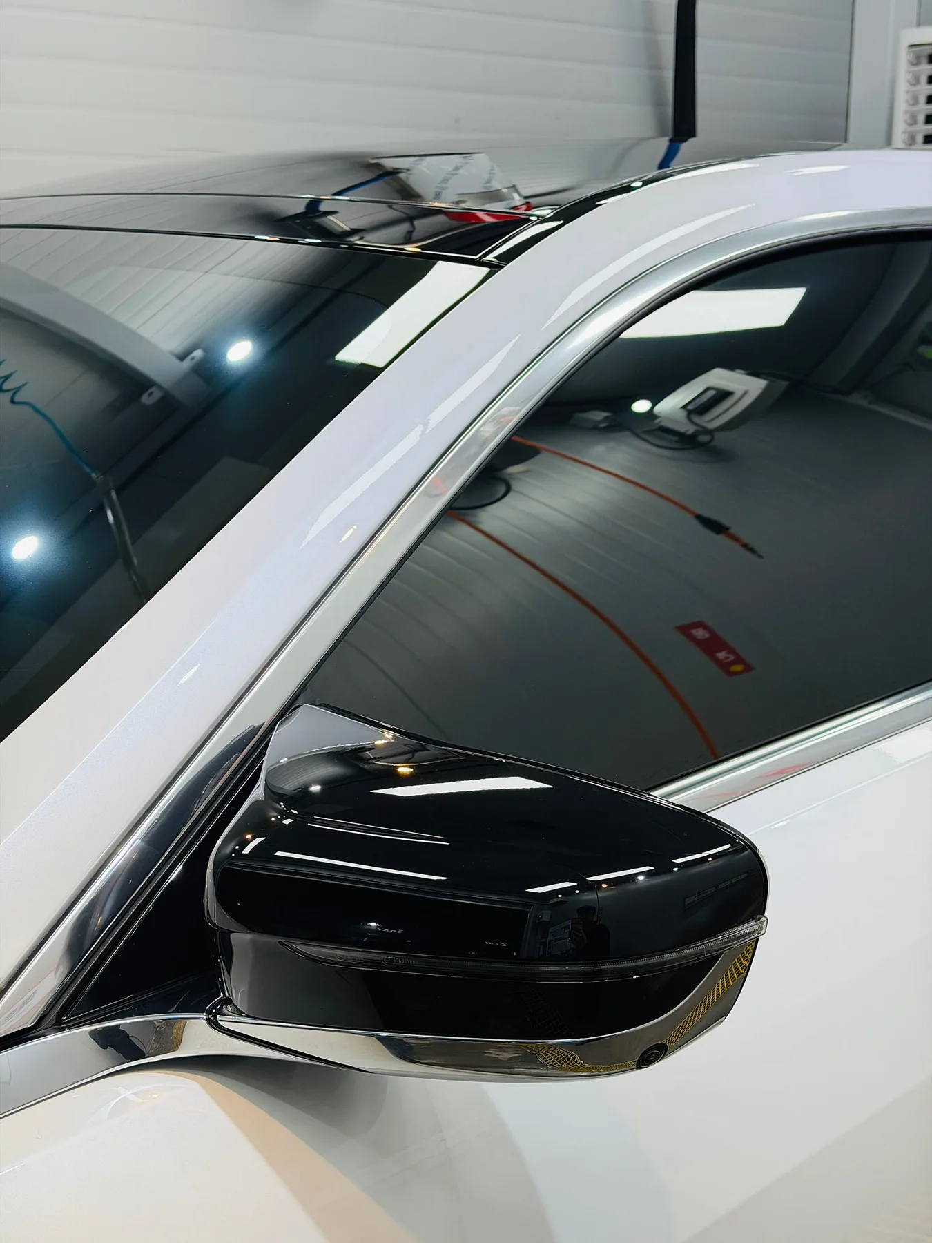 BMW M850i 2023년식 2023 화이트 사진 4
