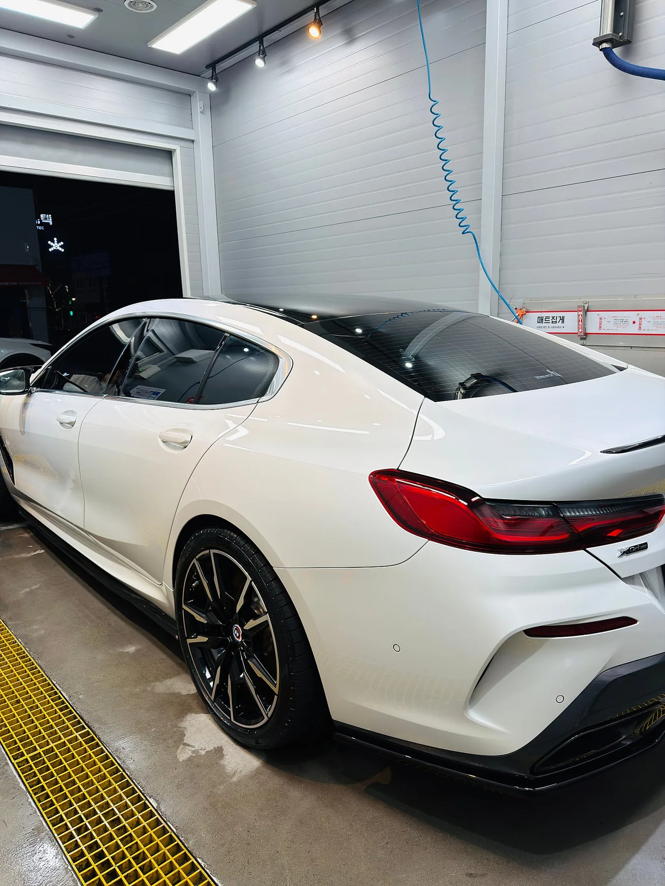 BMW M850i 2023년식 2023 화이트 사진 6