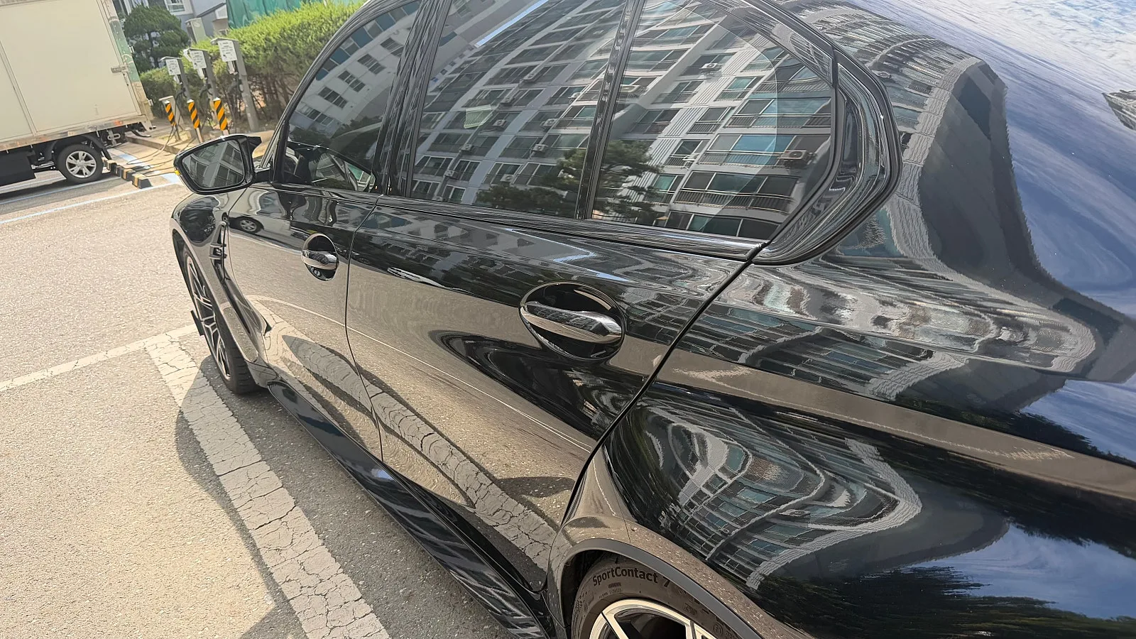 BMW M3 컴페티션 2022 블랙 사진 6
