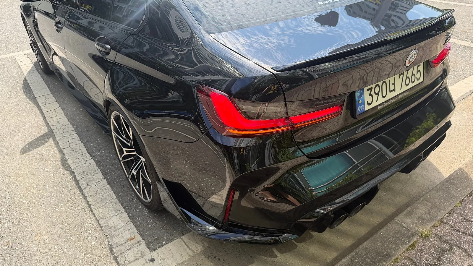 BMW M3 컴페티션 2022 블랙 사진 7
