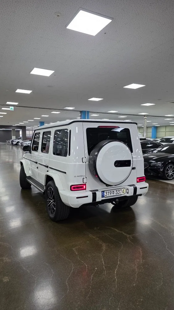 벤츠 G바겐 400D 2023 화이트 사진 2