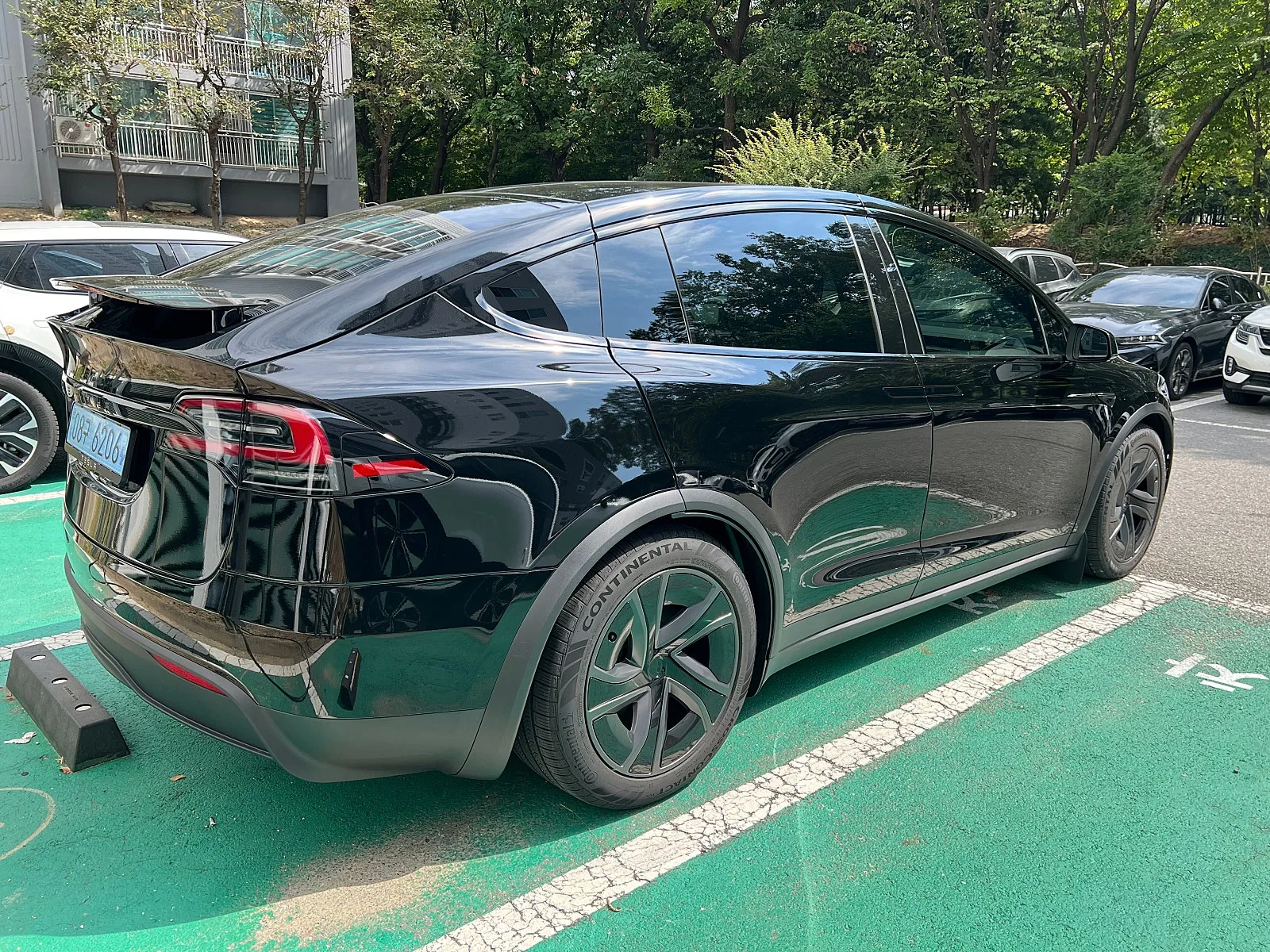 테슬라 모델X AWD 2026 블랙 사진 4