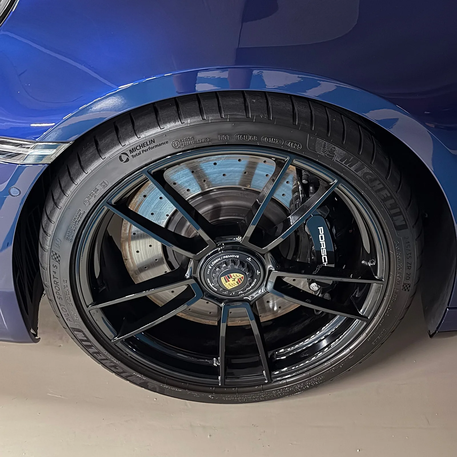 포르쉐 911 카레라 GTS 카브리올레 2023 네이비 사진 5
