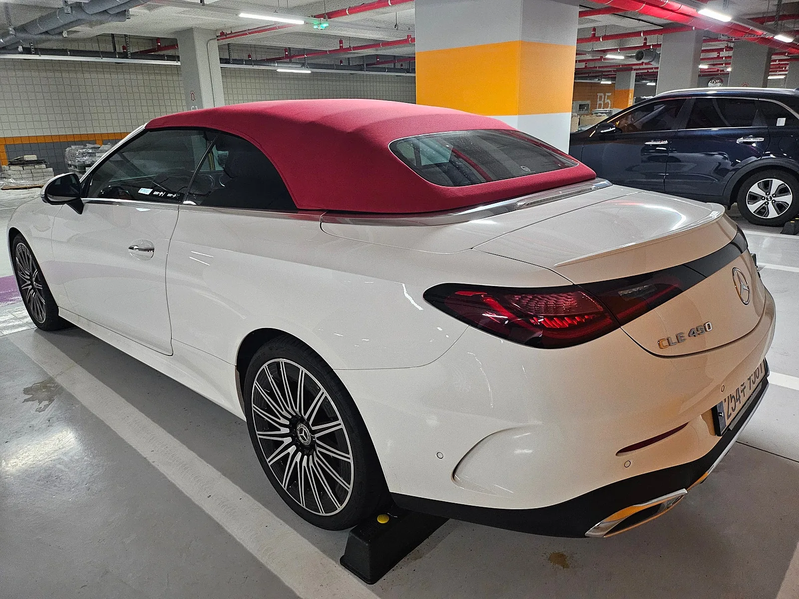 벤츠 CLE 450 카브리올레 2024 화이트 사진 5