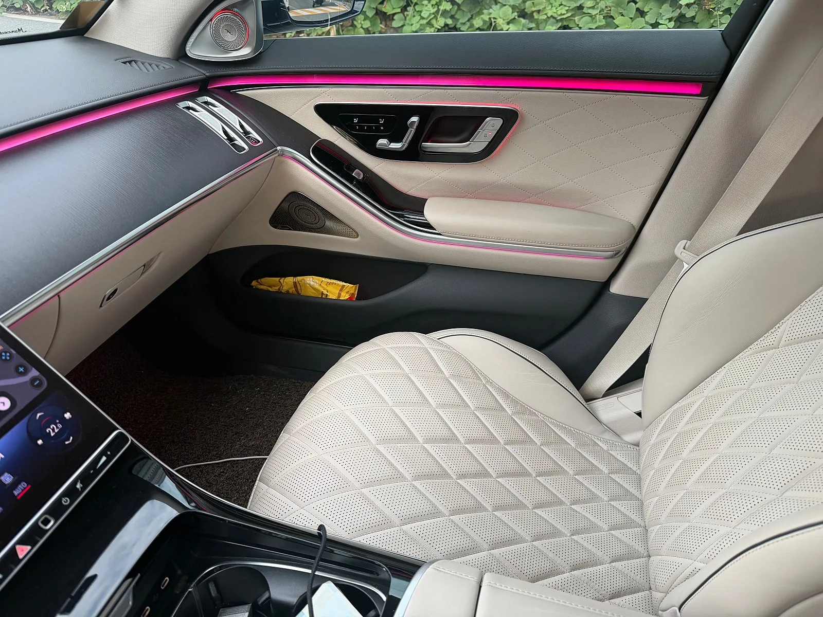 벤츠 S400D 2023 다이아몬드화이트 사진 8