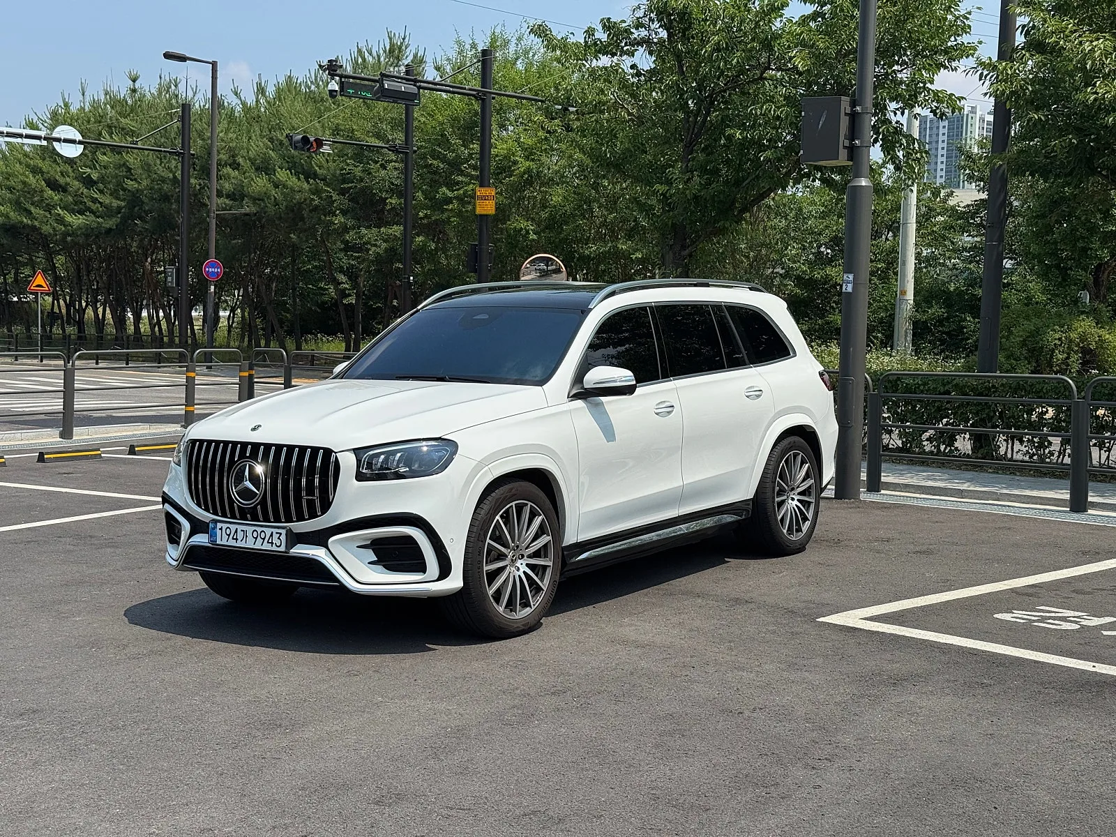 벤츠 메르세데스-벤츠 GLS450 4MATIC 2025 2025 화이트 사진 2