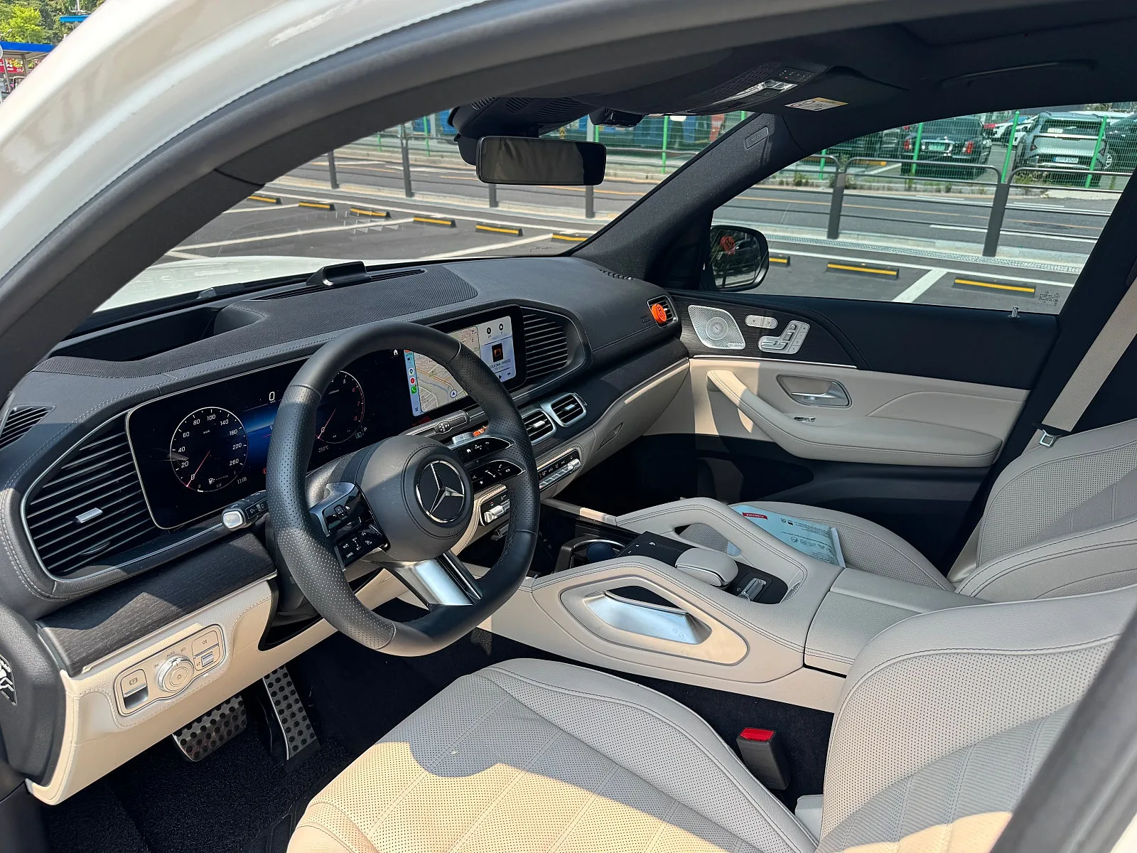 벤츠 메르세데스-벤츠 GLS450 4MATIC 2025 2025 화이트 사진 8