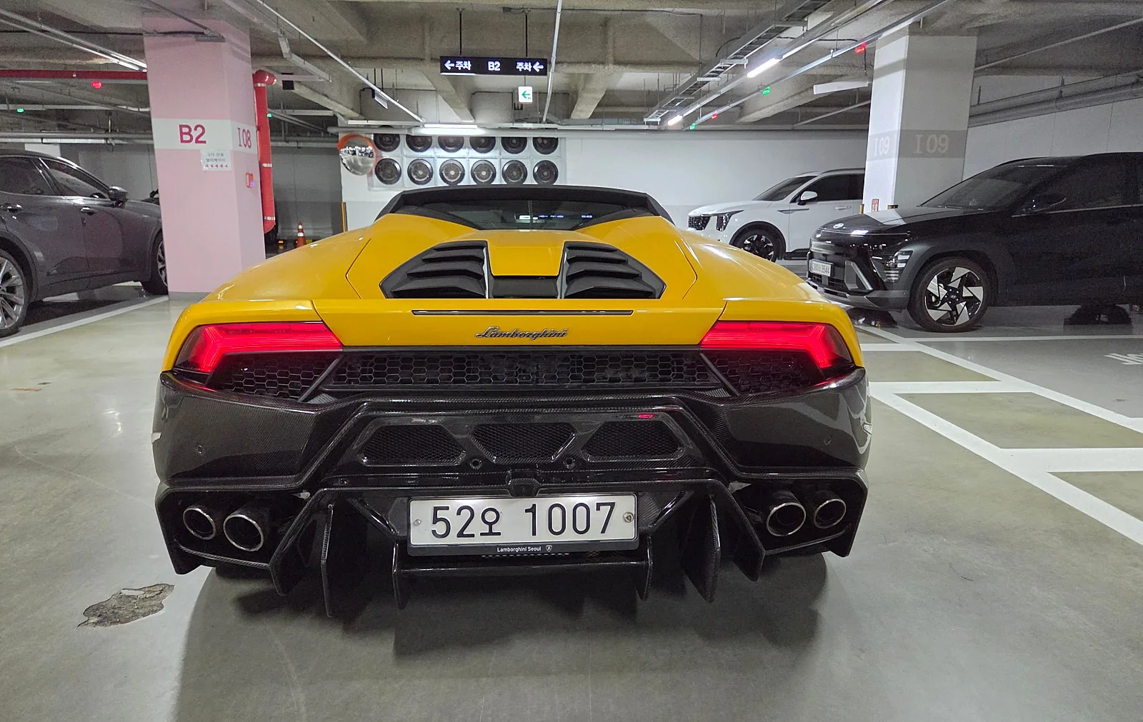 람보르기니 우라칸 LP580-2 스파이더 2018 옐로 사진 4