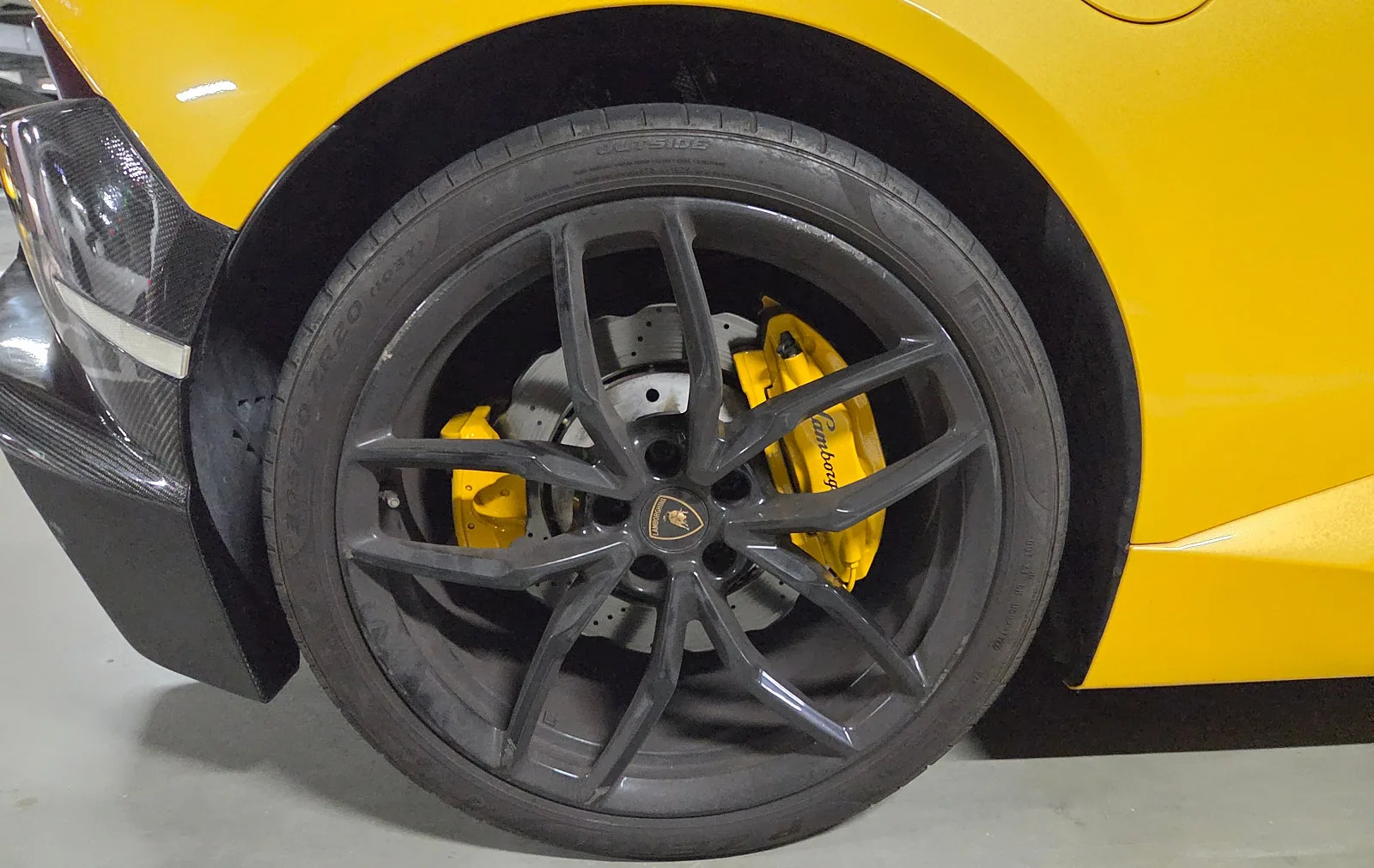 람보르기니 우라칸 LP580-2 스파이더 2018 옐로 사진 5