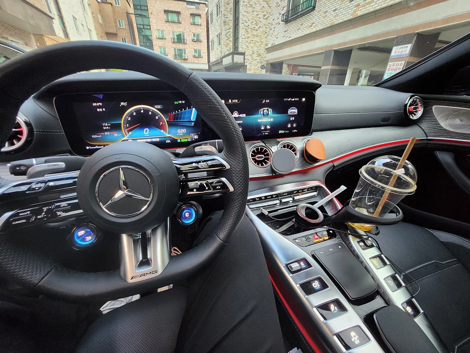벤츠 AMG GT43 2023 블랙 사진 7