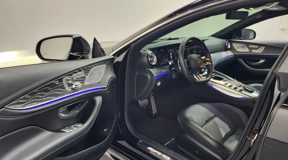 벤츠 AMG GT43 2023 블랙 사진 8