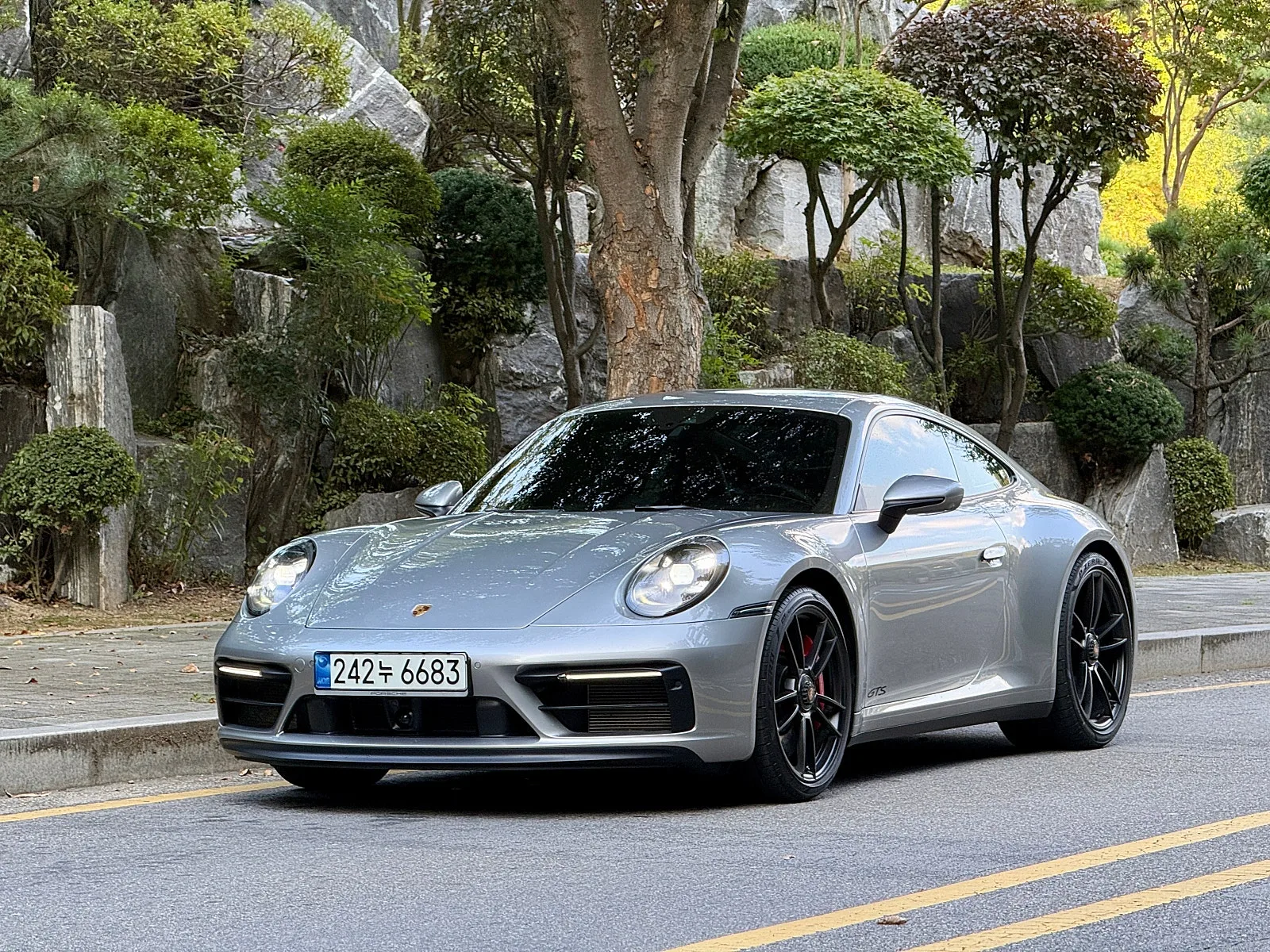 포르쉐 911 카레라 GTS 2023 실버 사진 1