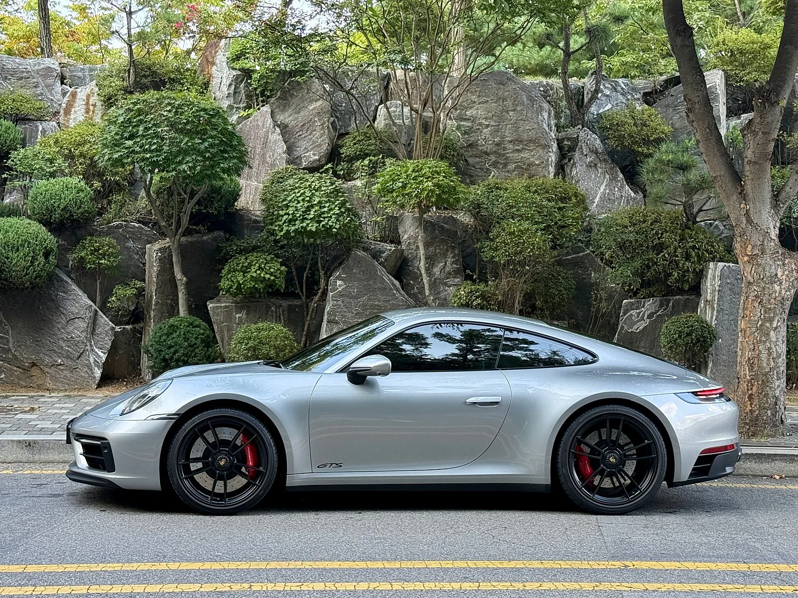 포르쉐 911 카레라 GTS 2023 실버 사진 4