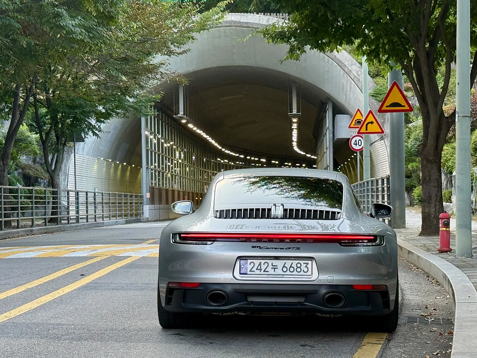 포르쉐 911 카레라 GTS 2023 실버 사진 5
