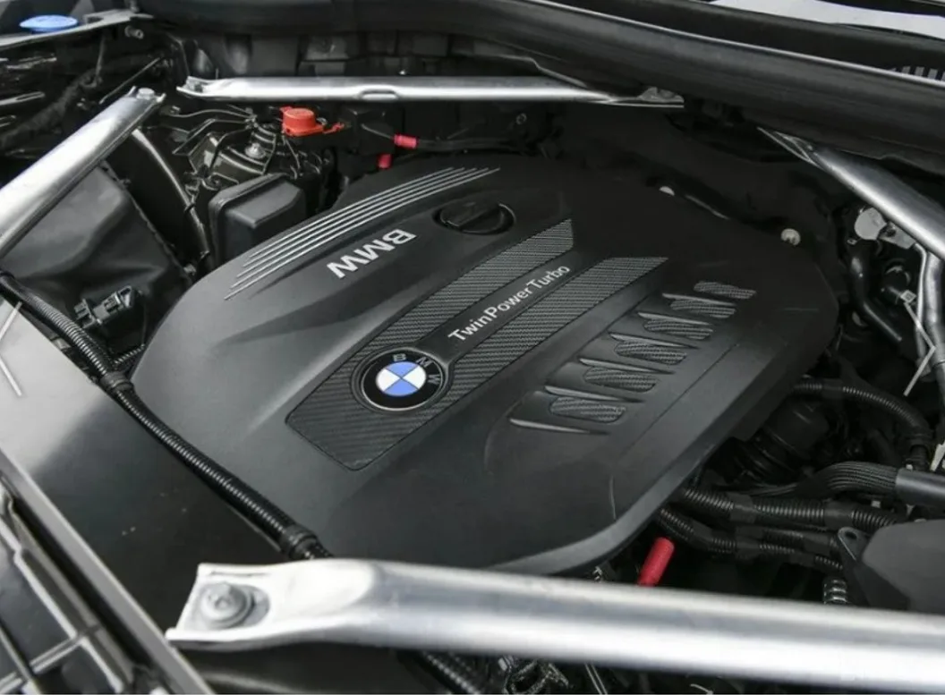 BMW X6 M40i xDrive 2024 흰색 사진 7