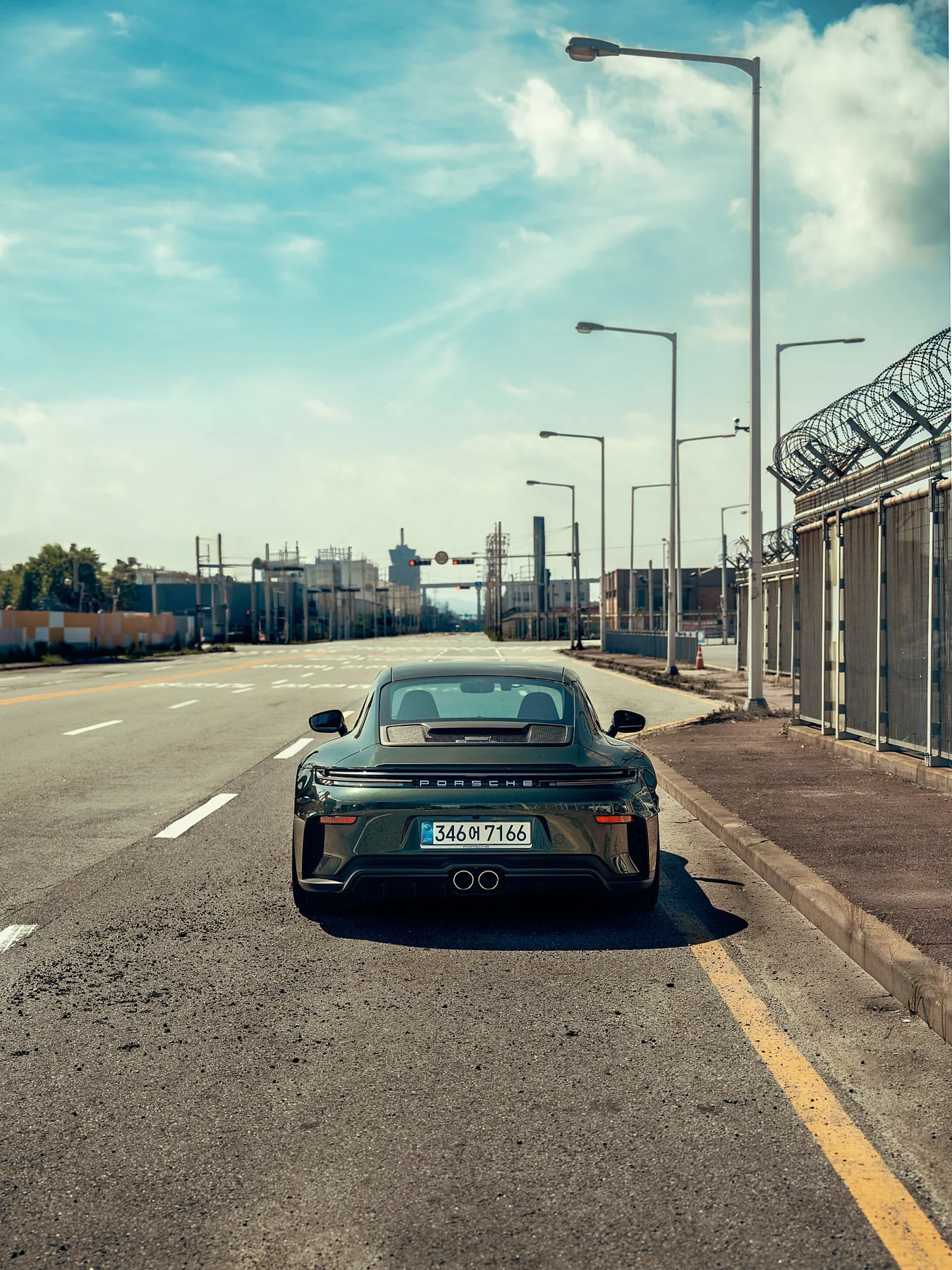 포르쉐 911 GT3 투어링 2026 네이비 사진 2