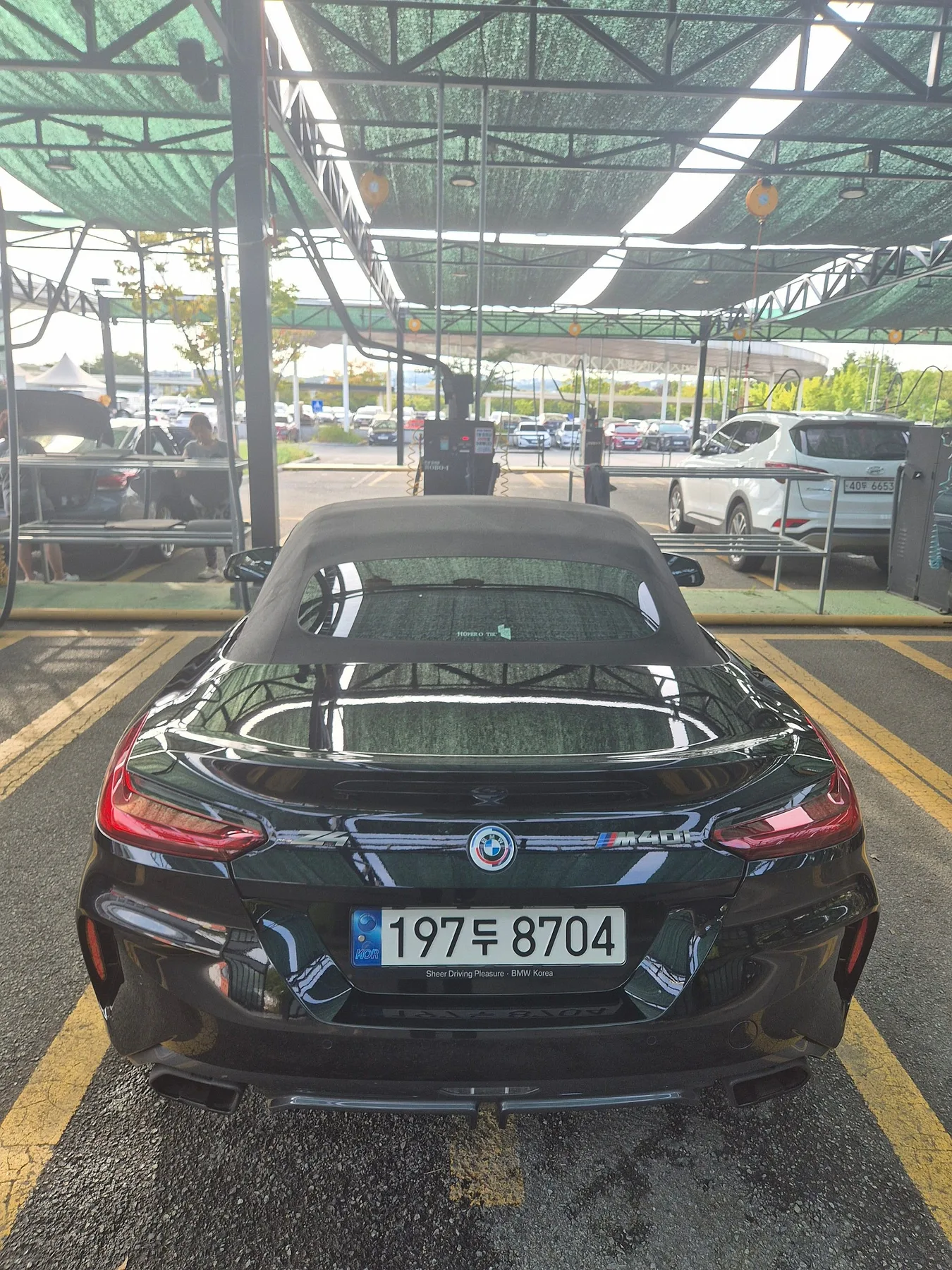 BMW Z4 M40i 2022 블랙 사진 1