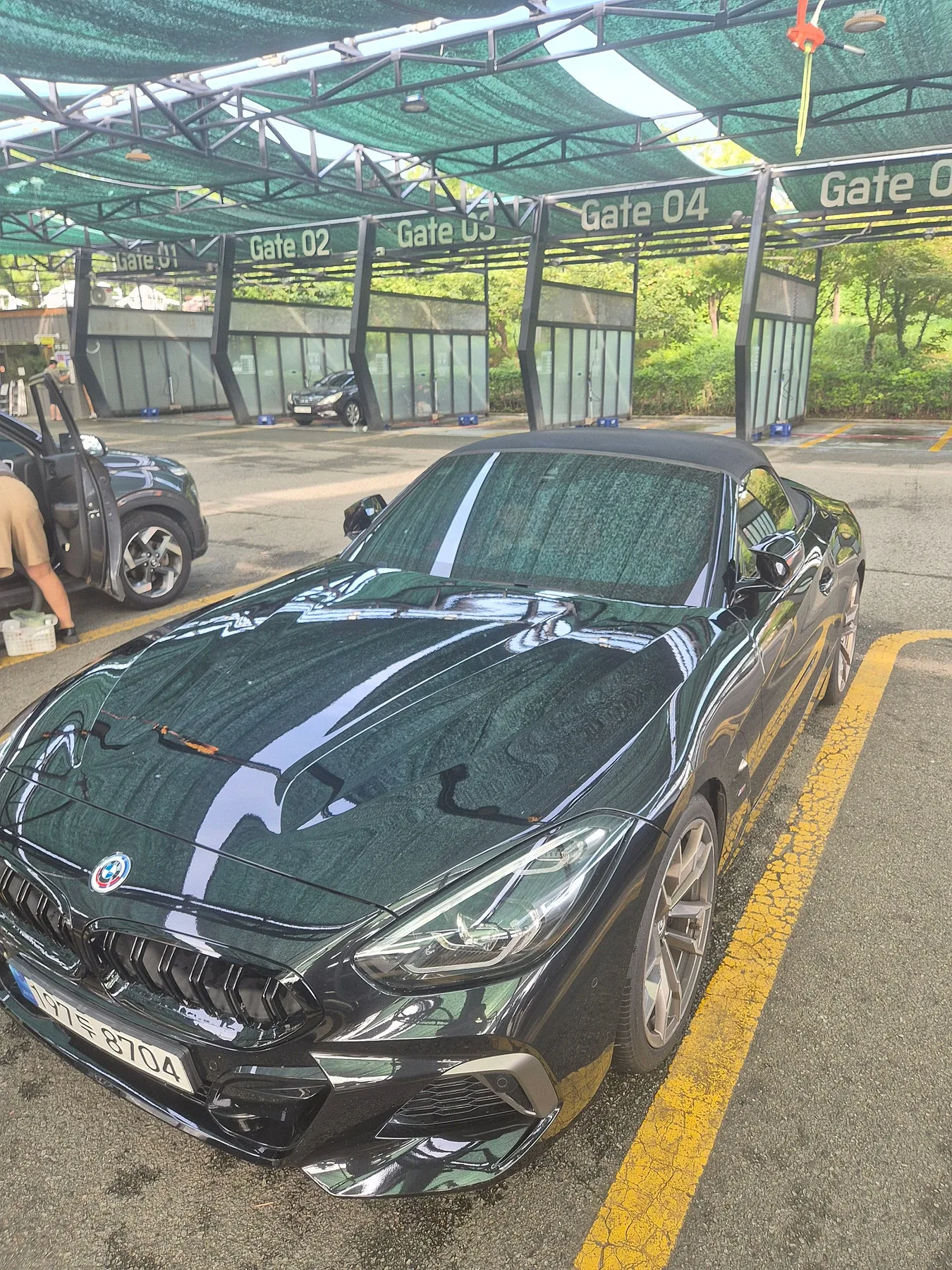 BMW Z4 M40i 2022 블랙 사진 4