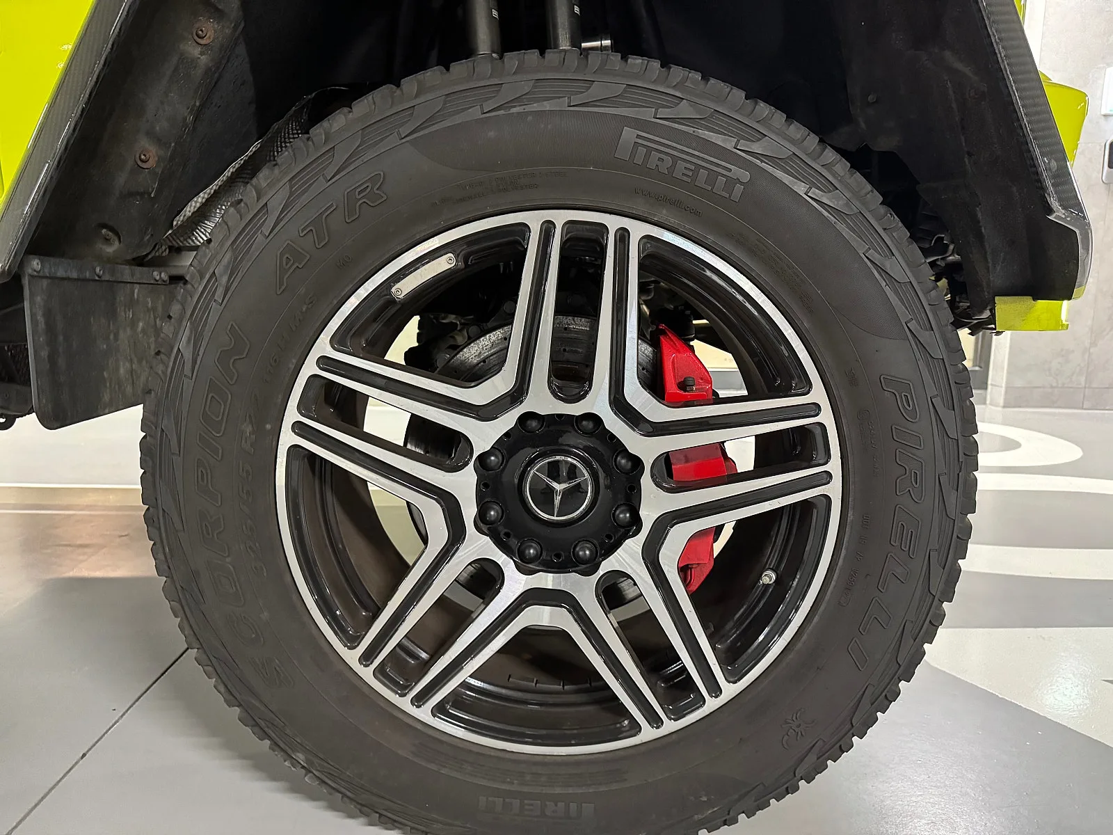 벤츠 G500 4x4 2016 옐로 사진 4