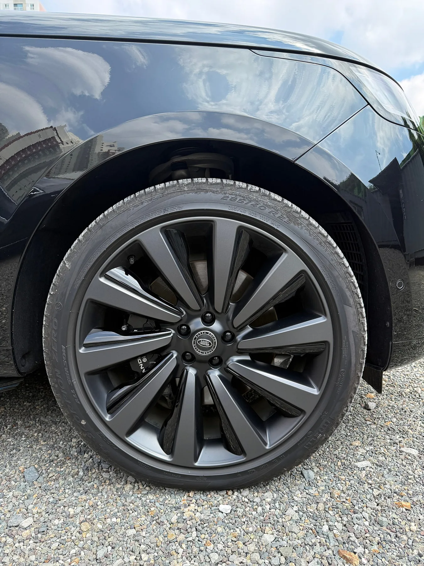랜드로버 더 뉴 레인지로버 P615 SV LWB 2024 블랙 사진 4