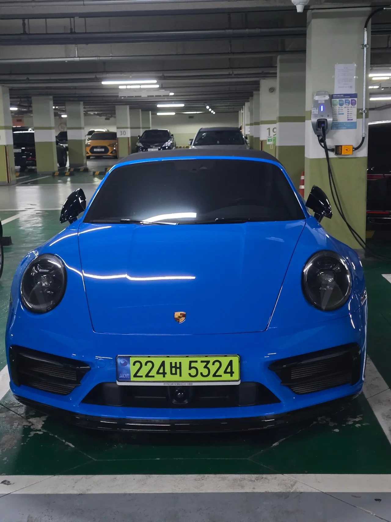 포르쉐 992.1 GTS 카브리올레 2022 블루 사진 7