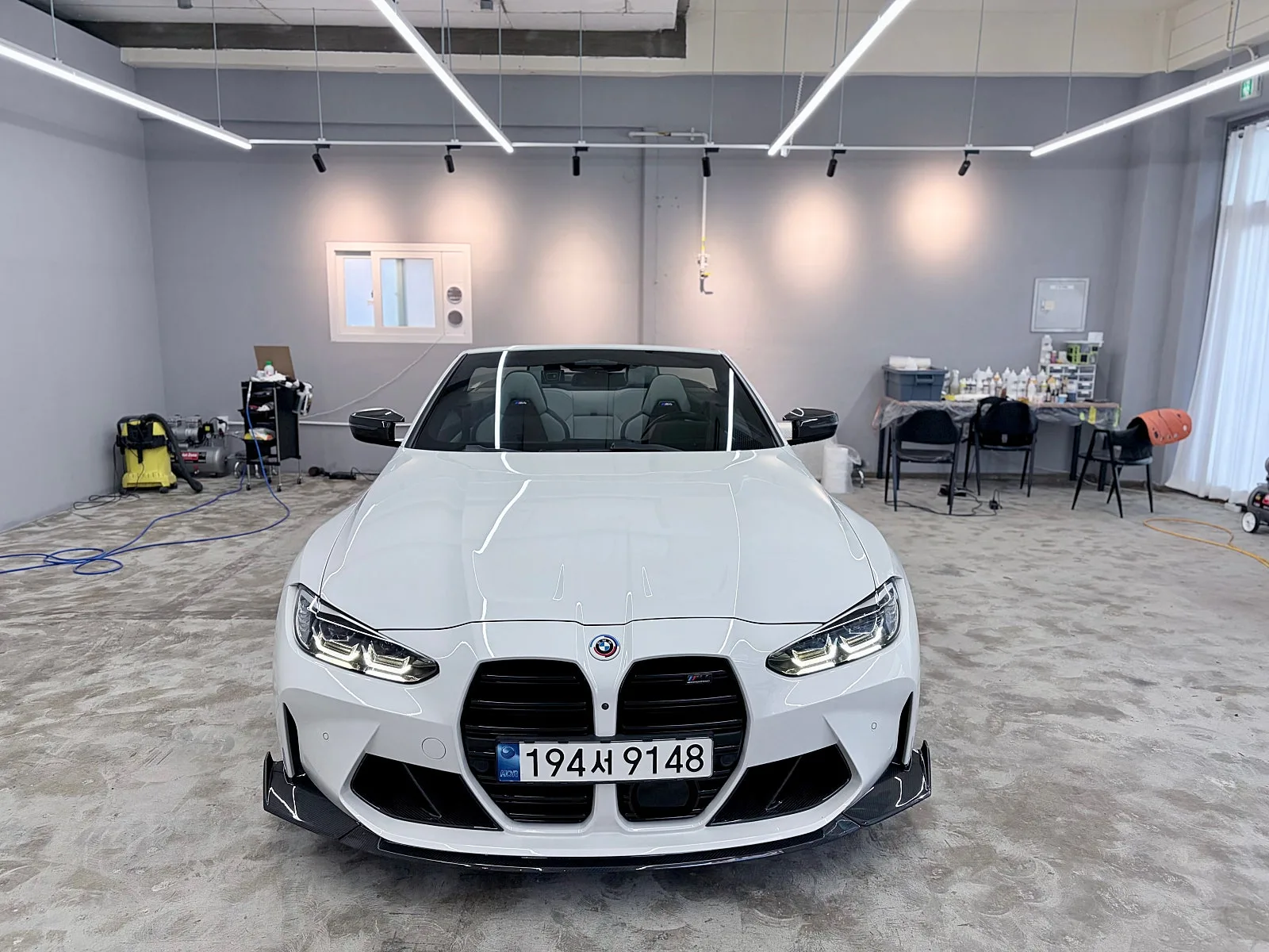 BMW M4 컨버터블 2022 화이트 사진 1