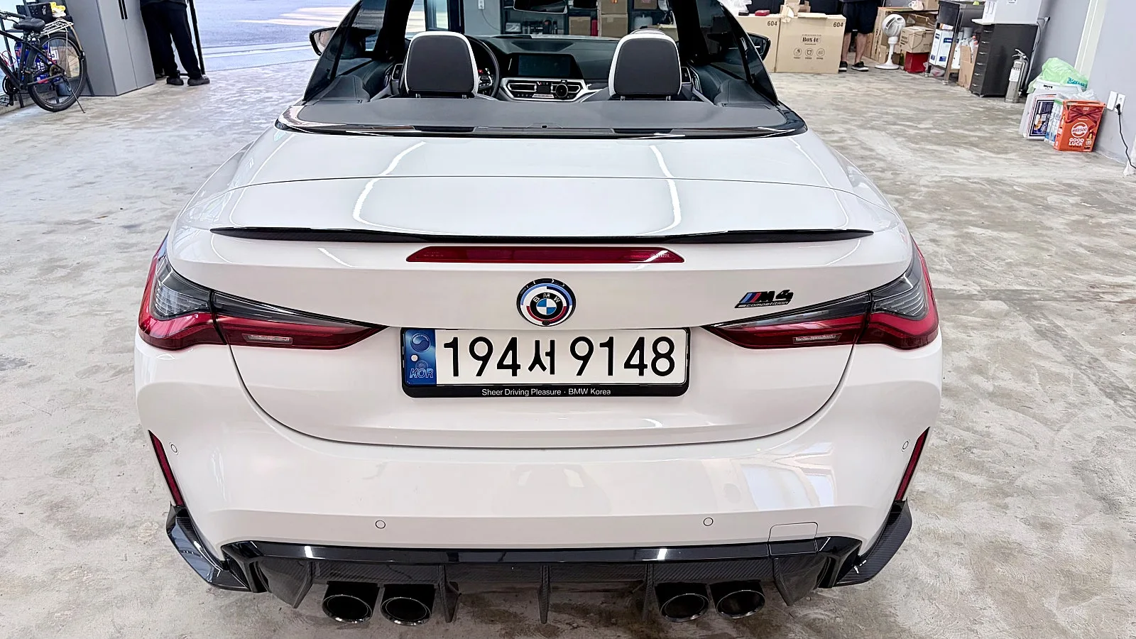 BMW M4 컨버터블 2022 화이트 사진 7